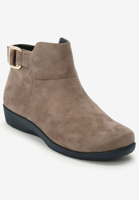 The Cassie Shootie By Comfortview Plus Size Ankle Boots